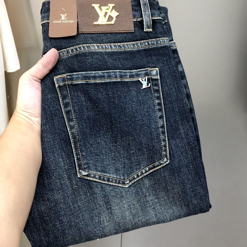 l0vis Vvtt0n jeans